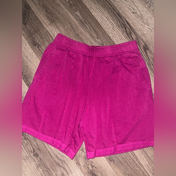 Nike Yoga Shorts - Picture 1 of 2